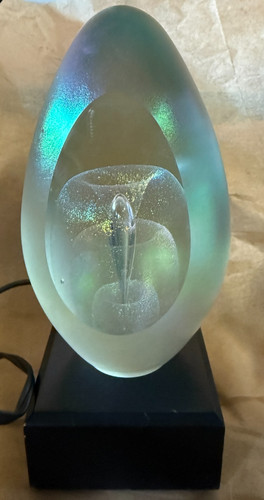 Fermacarte uovo fontana vetro