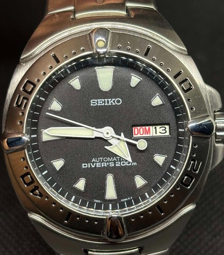 Seiko divers skxa33 watch - seiko,