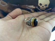 Illuminati anello cacciato