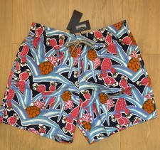 Costume da bagno nuovo con