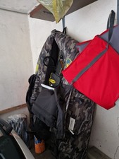 belly boat Linea Effe camouflage mai usato + pinne, giubbotto sicurezza