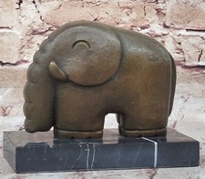 Scultura In Bronzo Di Elefante