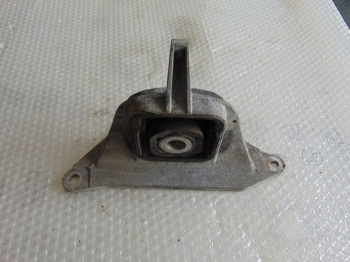 Tassello supporto motore - motore, lato