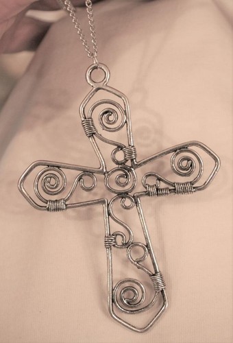 Bellissima collana croce