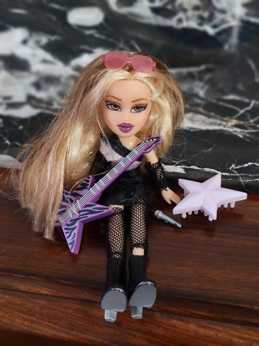 Lil bratz cloe - lil',