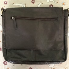 Clarks borsa tracolla stile