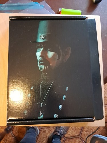 King diamond eevolver magazine - king,