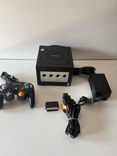 Nintendo gamecube console - nintendo,