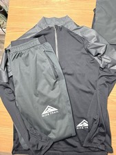 Tuta Nike Trail Running.