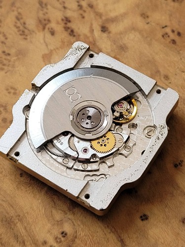 Mécanisme mouvement montre - mécanisme,