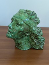 Roggiani - Scultura, Volto -