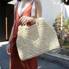 Borsa donna a mano spiaggia