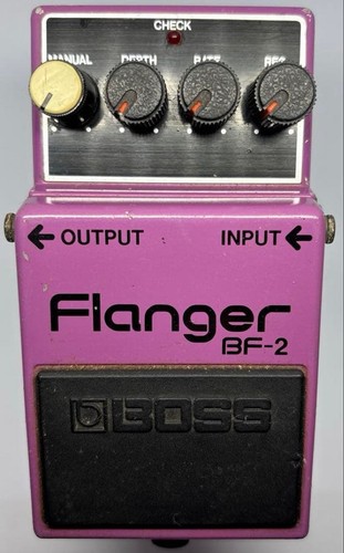 Boss flanger pedale - boss, tre