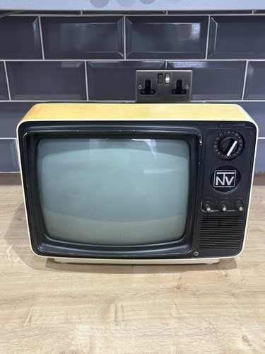 Vintage nikkai 4000 w crt - ng, b&w
