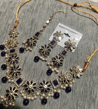Set collana blu navy con