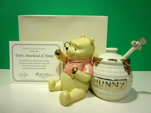 Lenox pooh smackeral of - pooh's,