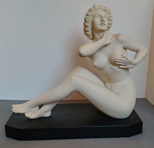 Statua pomona seduta - pomona,