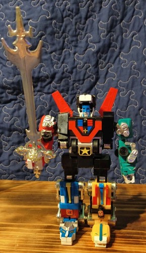 Voltron motorized lion force - voltron,