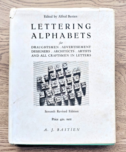 Lettering alphabets for - lettering,