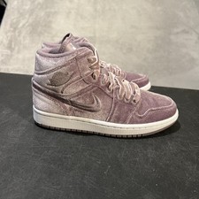 Nike Air Jordan 1 Mid SE