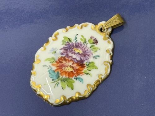 Raro ciondolo floreale vintage