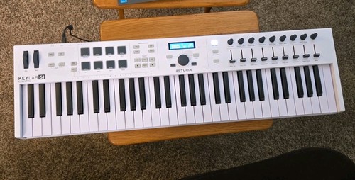 Arturia keylab essential - arturia,