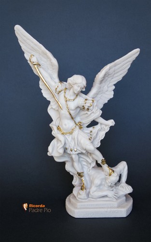 Statua san michele - san,