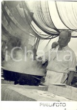 1953 CAMOGLI (GE) Sagra del Pesce - Friggitore al banco *Foto 13x18 cm