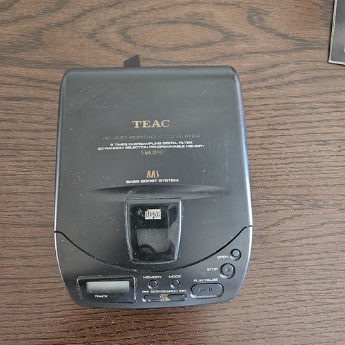 Lettore compact disc - lettore,