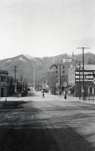 A24 negativo anni 30 - a24,