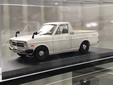 Nissan Sunny Truck Norev