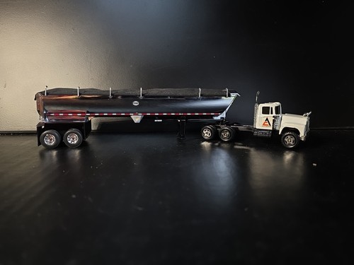 Ertl mack model - ertl,