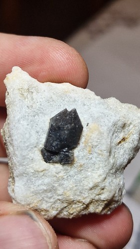 Minerali quarzo nero anidrite - quarzo,