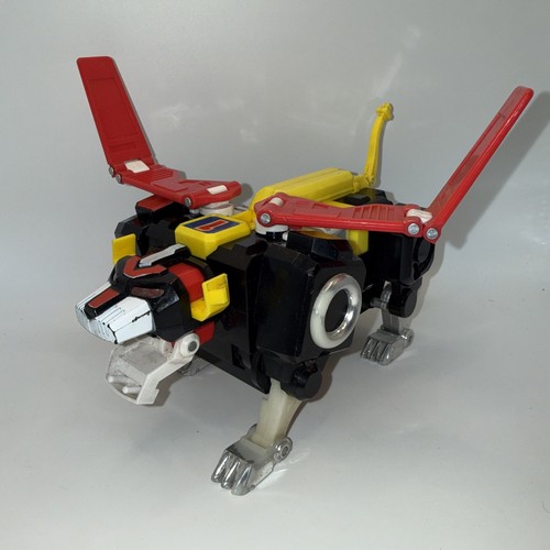 Voltron 1984 battling black - voltron,