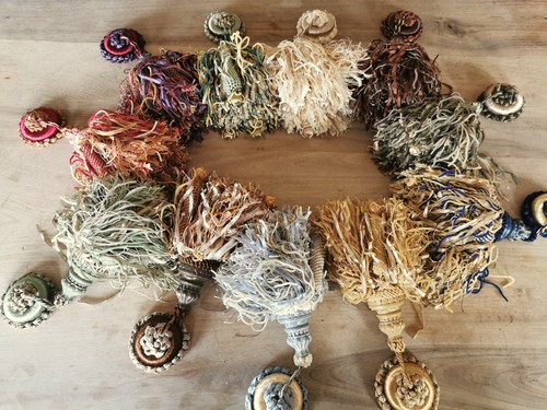 Anciens pompons glands - anciens,