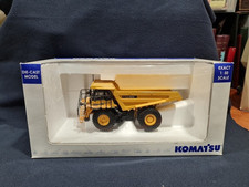 UNIVERSAL HOBBY CAMION DA CAVA KOMATSU HD 605 SCALA 1:50 