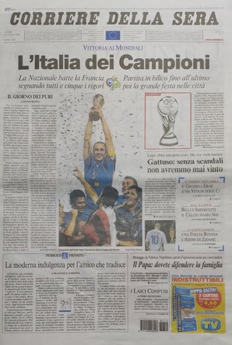 Corriere della sera italia - della, dei