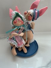 Coppia conigli pasquali