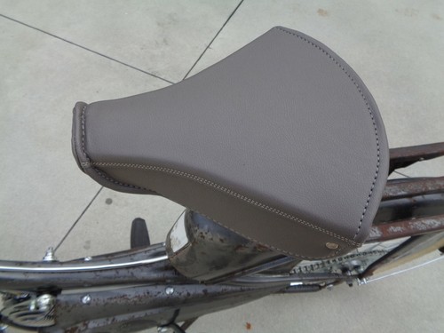 Dessus selle neuf - de, pour