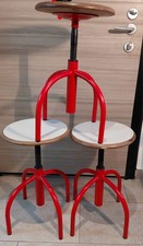 Sgabelli regolabili in legno e