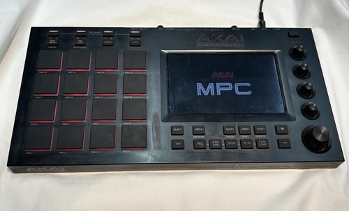 Akai professional mpc - akai,