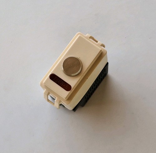 Tecnel 5121 dimmer - , a