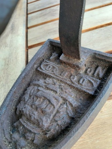 Antico scarso ferro stiro - e,