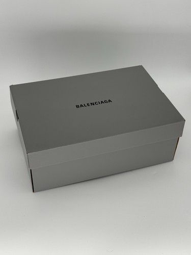Balenciaga scatola vuota per