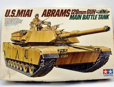 Modellino model kit montaggio