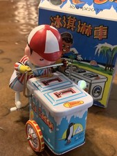 Tin Litho Wind Up triciclo