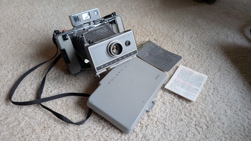 Polaroid automatic 230 - 230, land