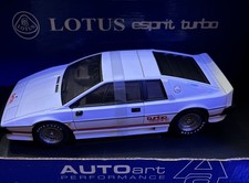 Modellino auto Autoart 1/18