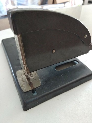 Cucitrice tavolo zenith 522 - cucitrice,
