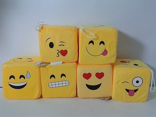 Dado emoticon emoji peluche - emoji,